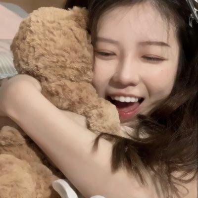 死后才知我是顶级大佬的白月光